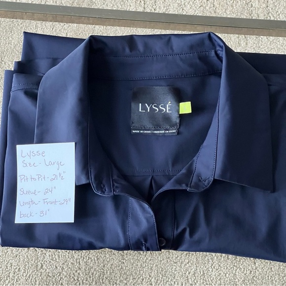 Elegant Lyssé Everyday Essential Button Down Blouse Navy Blue - Picture 13 of 16